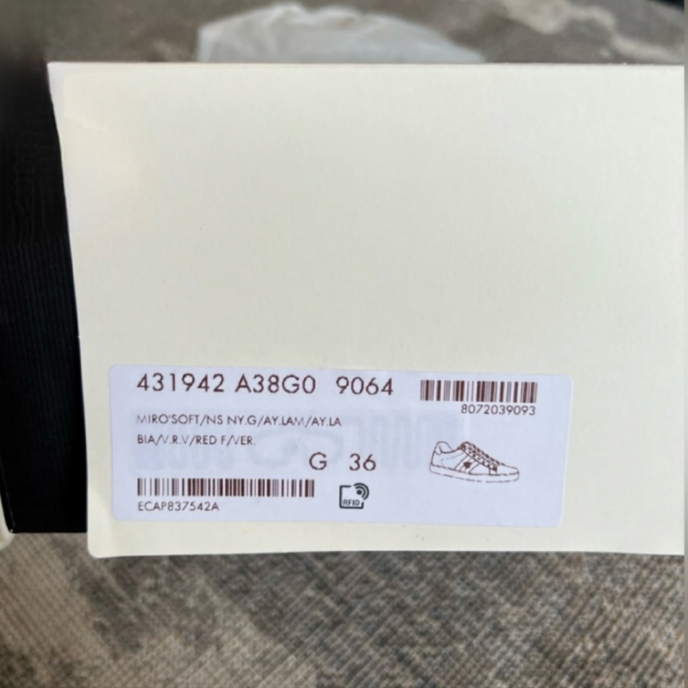 Gucci Ace Bee Sneakers - Picture 3 of 8